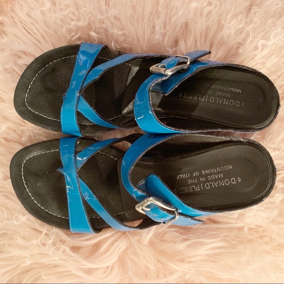 Donald J Pliner Patent Blue Platform Wedge Size 7 - Picture 2 of 6